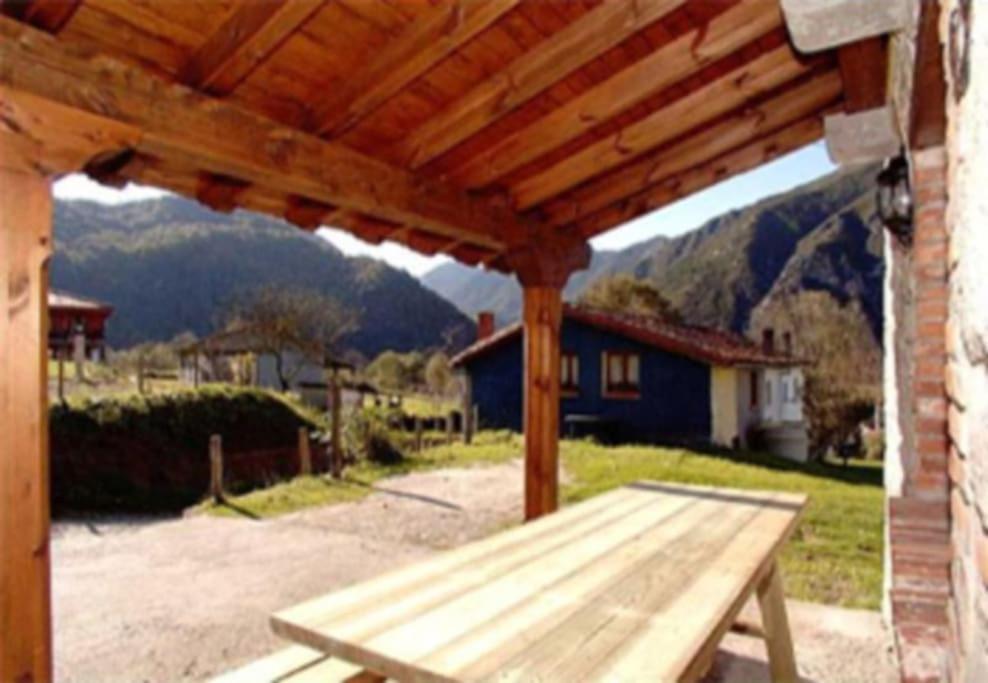 La Rotella, Calma Al Lado De Onís Extérieur photo